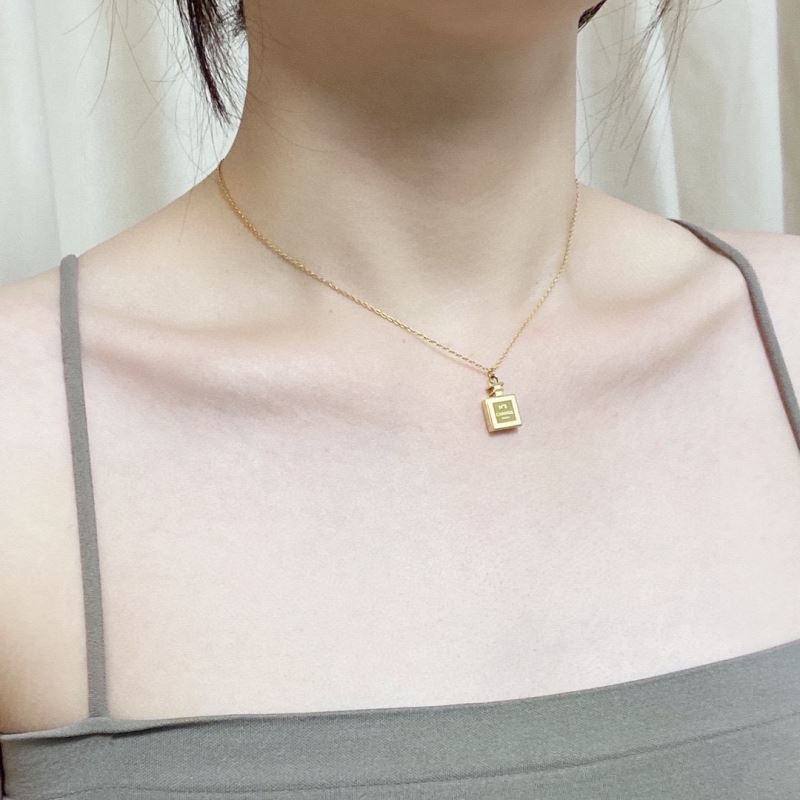 Ch**el necklaces